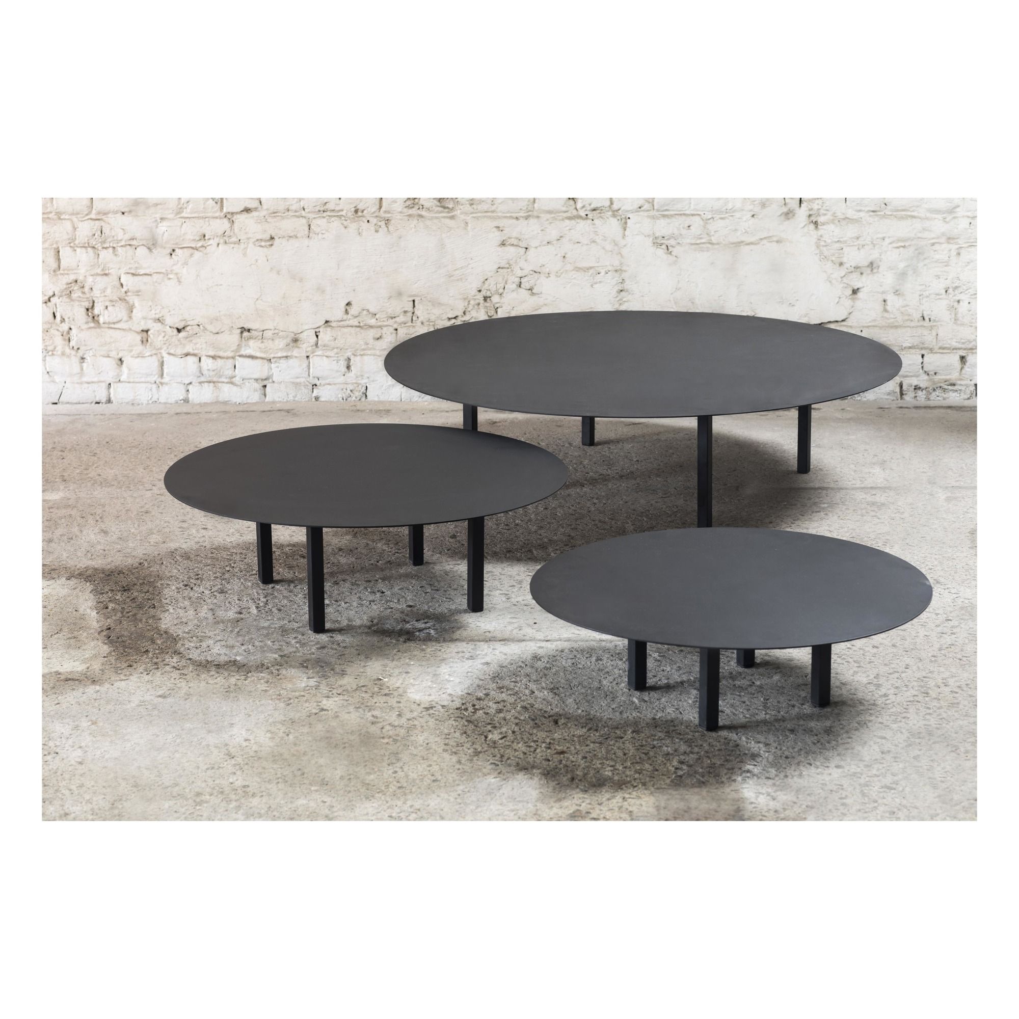02 metal coffee table Black Serax Design Adult