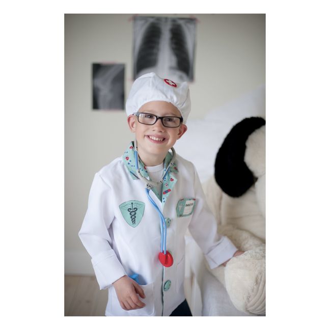 Disfraz de doctor con sus accesorios