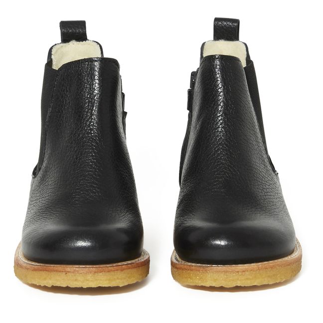 Fur-lined Chelsea Boots Black