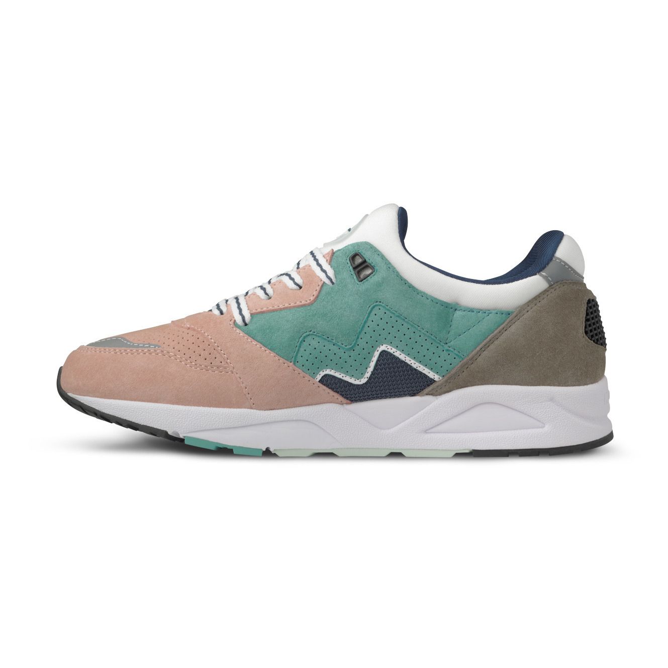 Aria 95 Sneakers Pink Karhu Shoes Adult