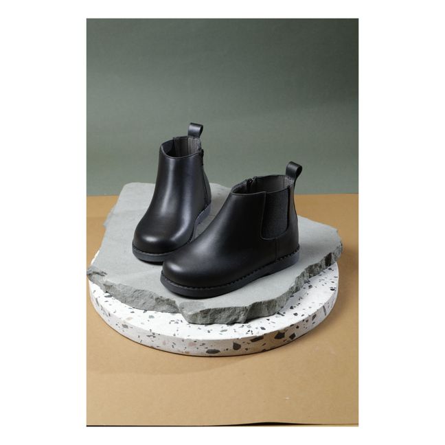 Chelsea Boots | Black