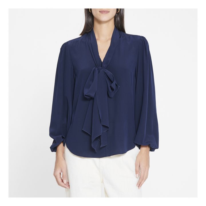blusa seda azul marino