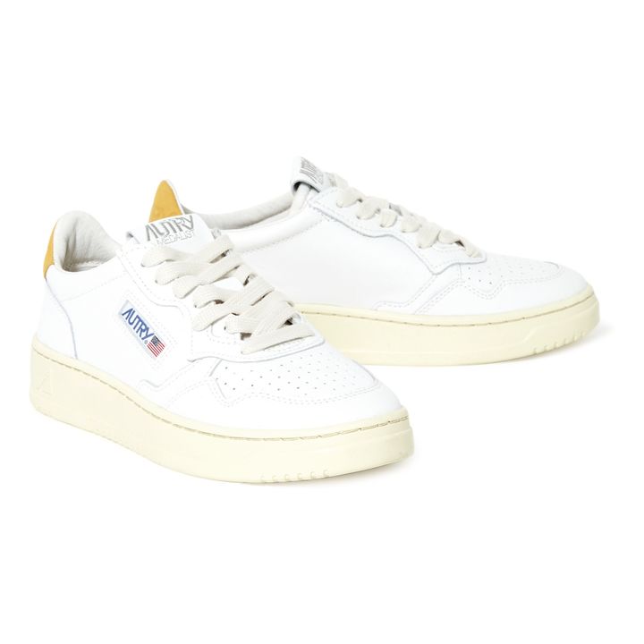 01 Low Leather Nubuck Sneakers Yellow Autry Shoes Adult