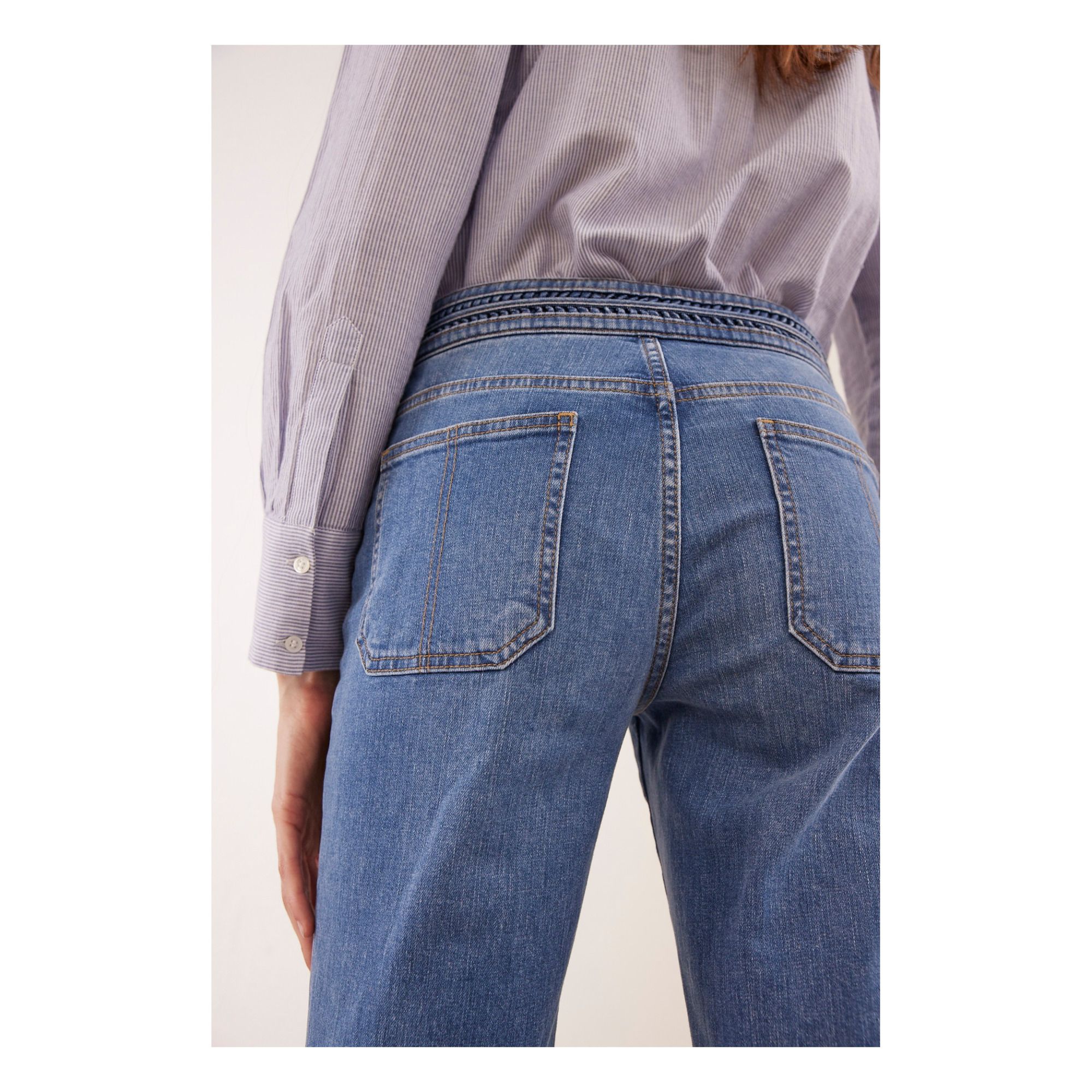 Nano Flared Jeans with Openwork Belt 