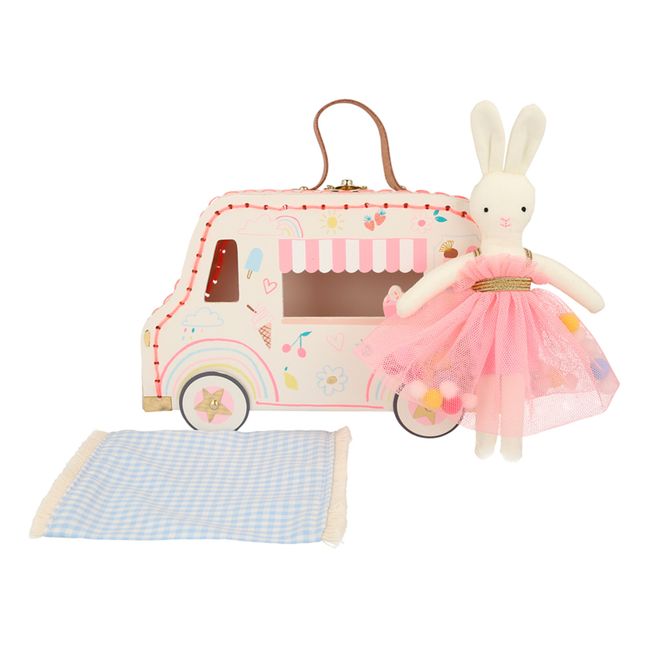 Muñeca conejo en su camión de helados