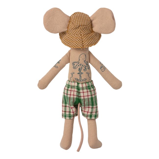Papá ratón en su cabina de playa 