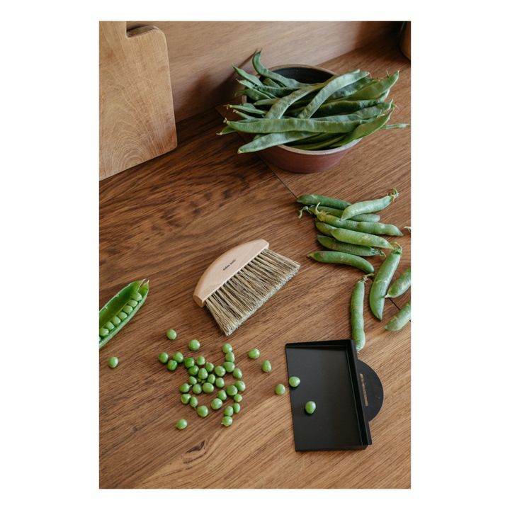 Tabletop Dustpan and Brush Set - Clynk Nature | Black- Product image n°1