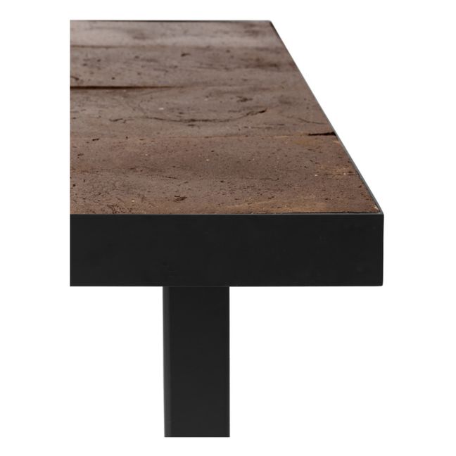 Tavolo, modello: Flod, forma quadrata Marrone