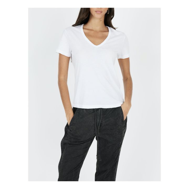 Camiseta con cuello en V Standard | Blanco- Imagen del producto n°2