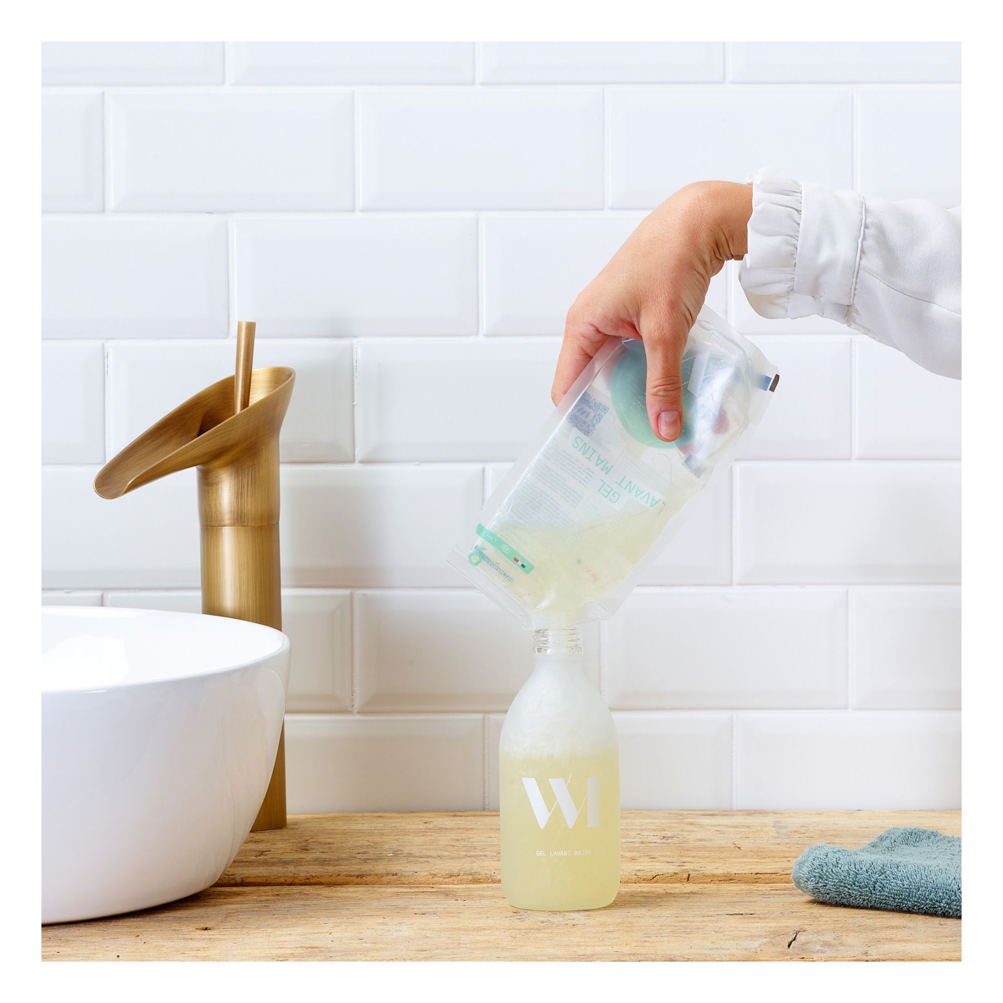 Hand Soap Eco-Refill 290 ml- Product image n°3