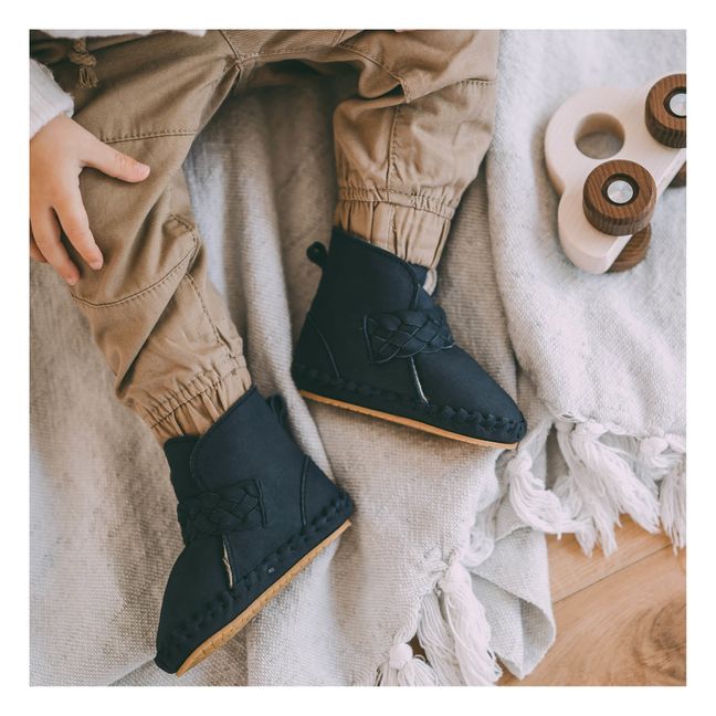Fur-Lined Booties Navy blue