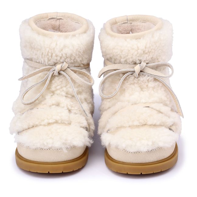 Inuka Fur-Lined Boots Off white