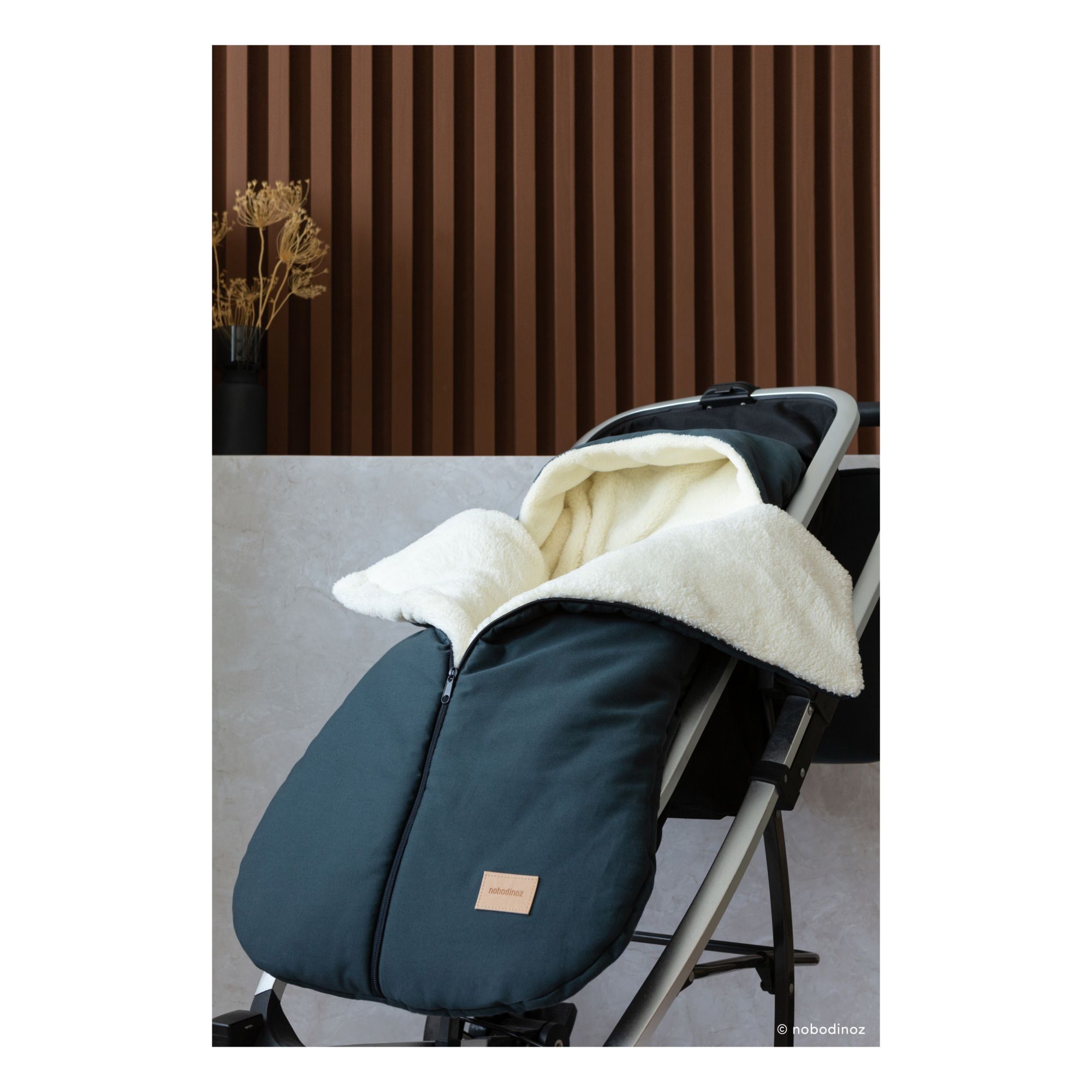 Chanceliere Universelle Waterproof Baby On The Go Bleu Marine Nobodinoz Design Bebe Smallable