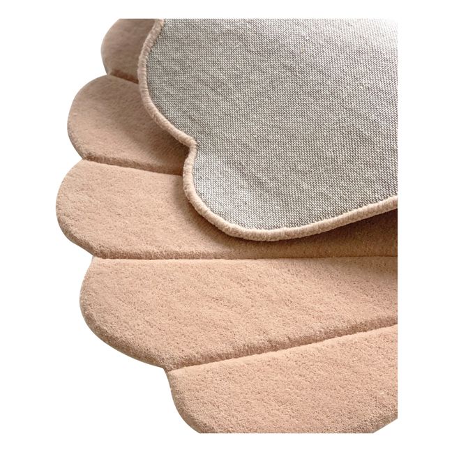 Woollen Shell Rug | Powder pink