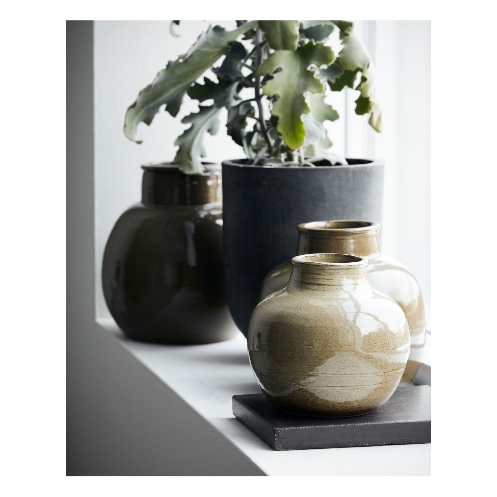Aju Ceramic Vase Verde- Imagen del producto n°4