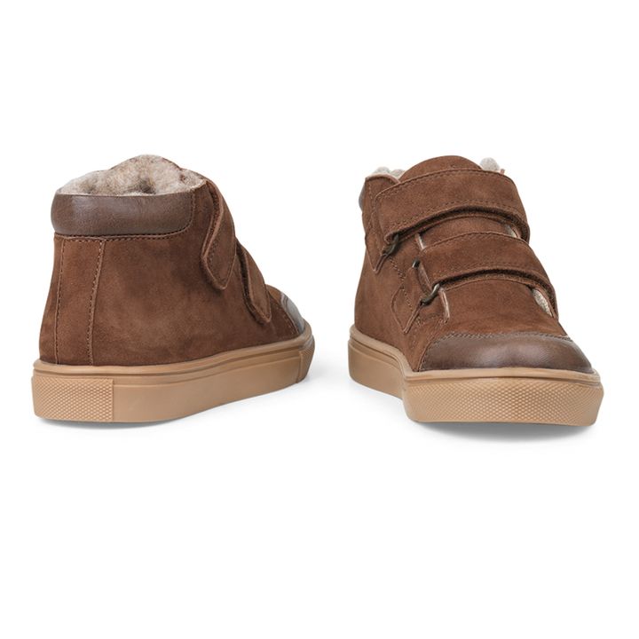 Sherpa lined slip on clearance sneakers