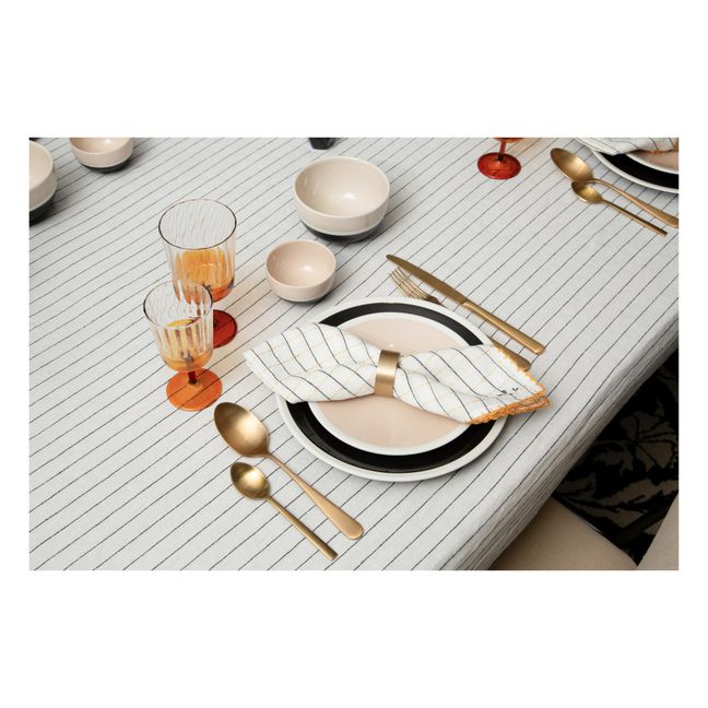 Sicilia Serving Plate D26cm | Black Radish