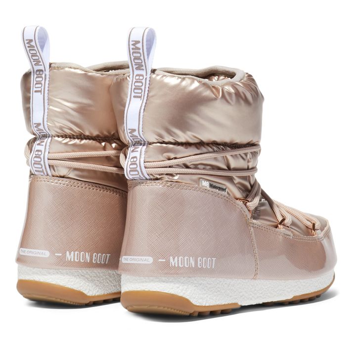 Rose gold best sale moon boots