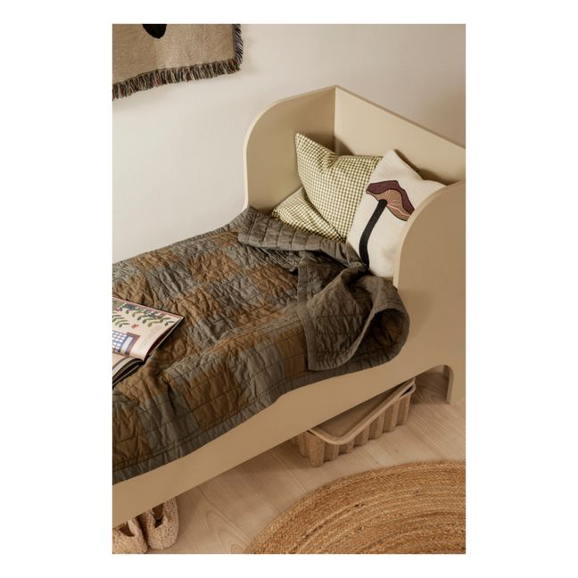 Coussin brodé Champignon