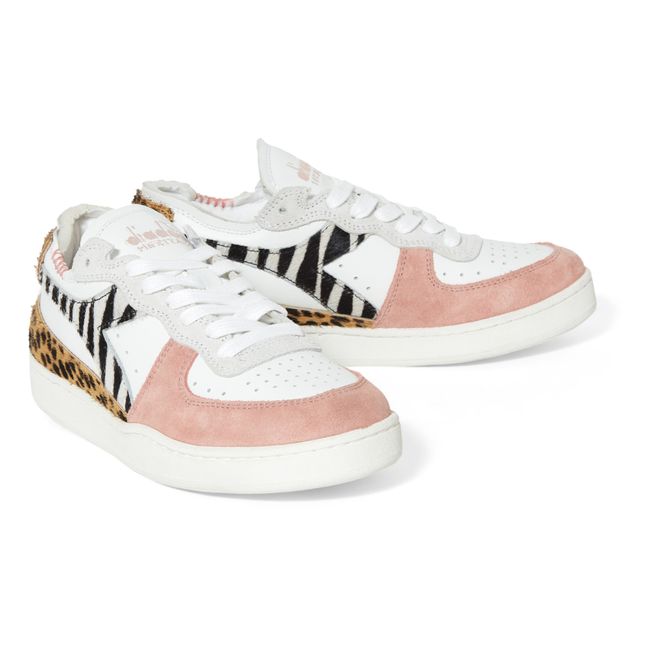 Savannah Lace-Up Sneakers Pink