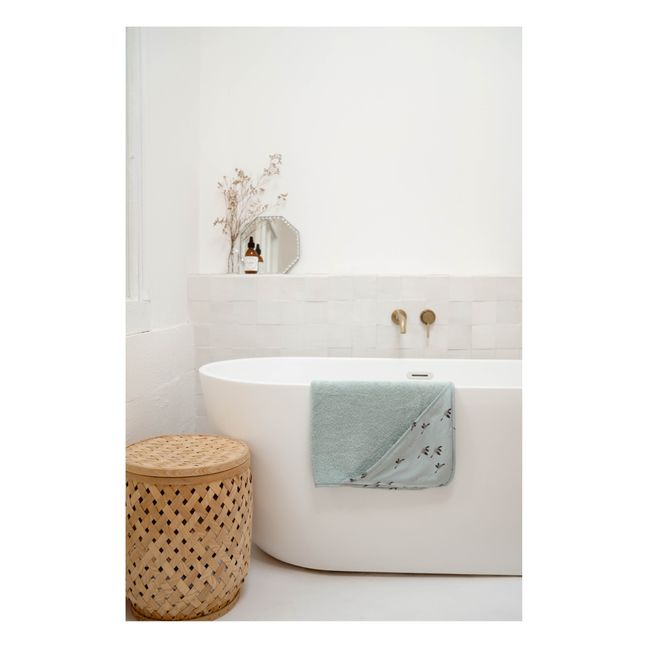 Colette Goose Bath Cape | Light blue