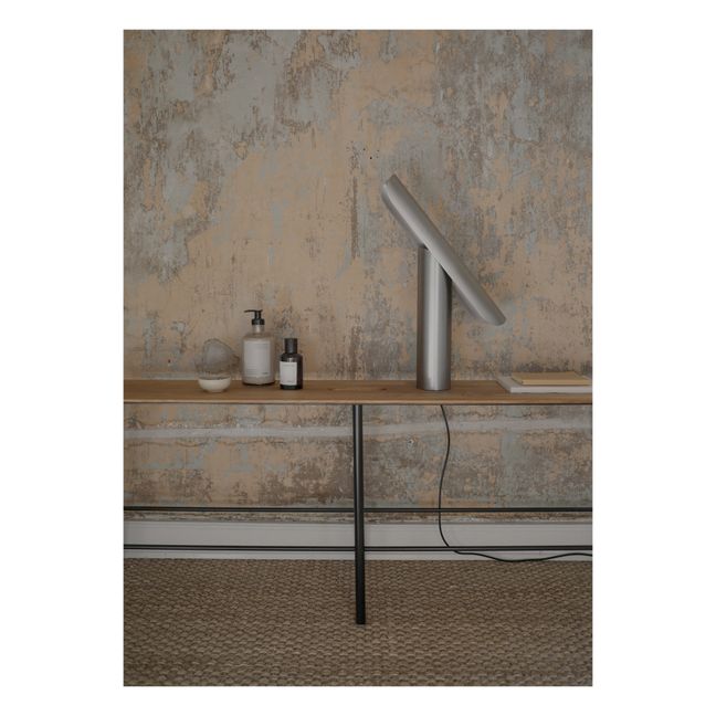 Lampe à poser T-lamp en métal | Argenté