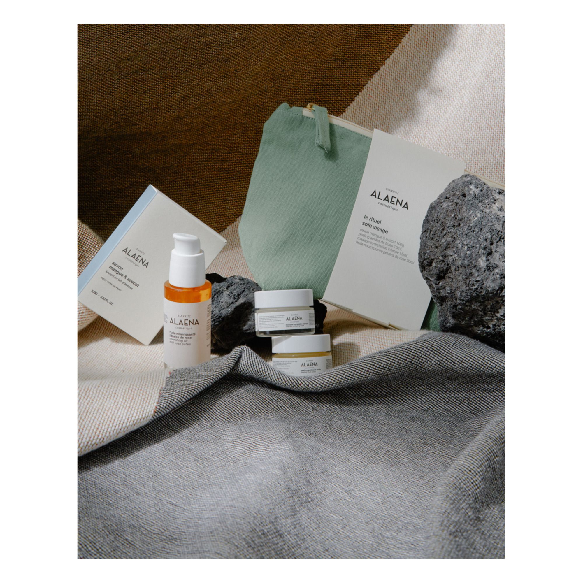 Face Skincare Routine Gift Pouch- Product image n°1