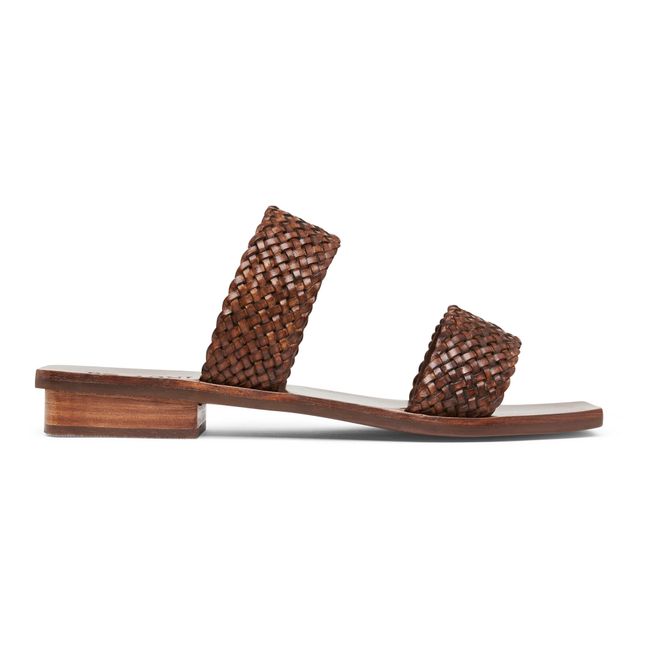Clea Braided Leather Sandals Marrón