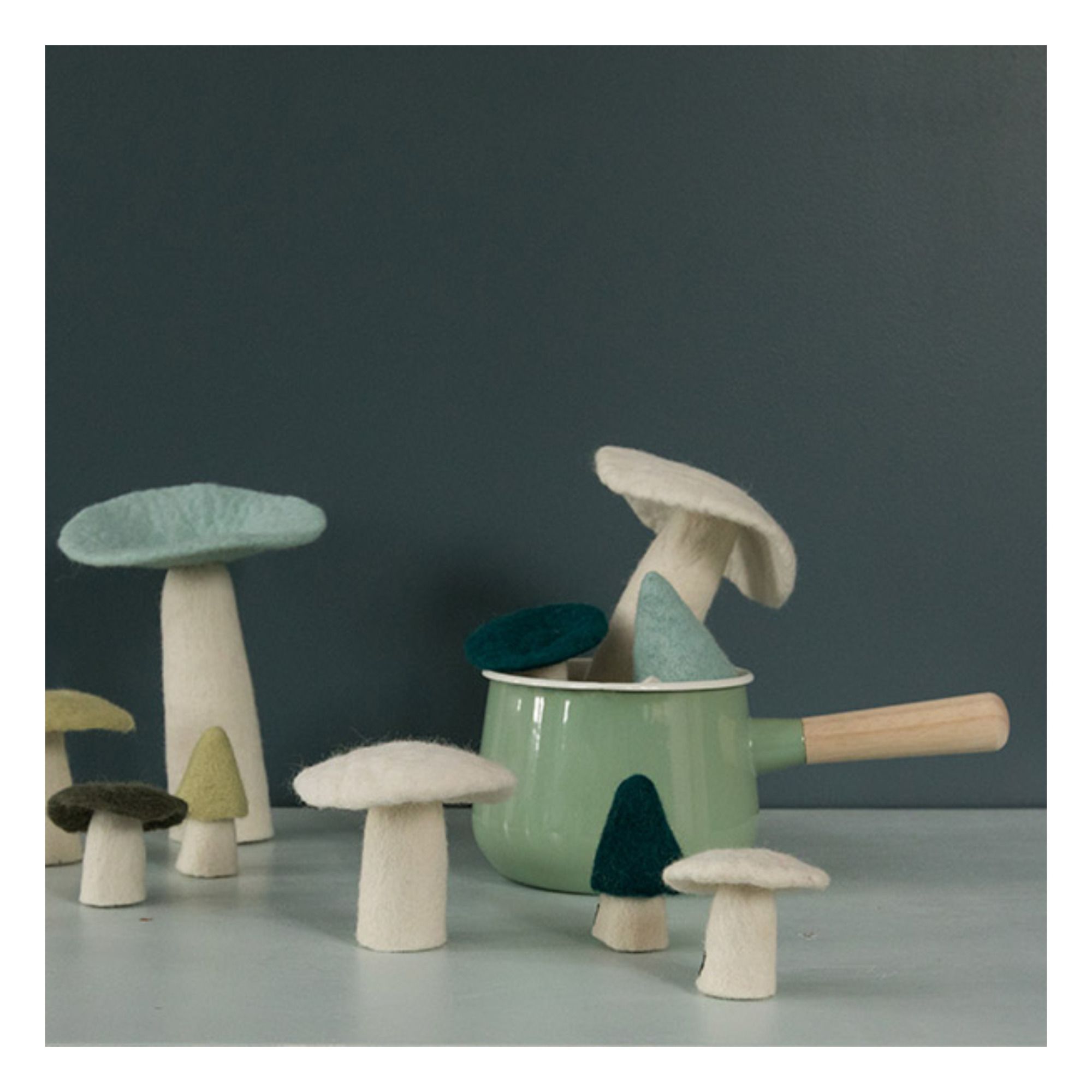 Felt Decorative Mushroom Light grey- Product image n°1