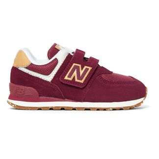 new balance trainers come up small