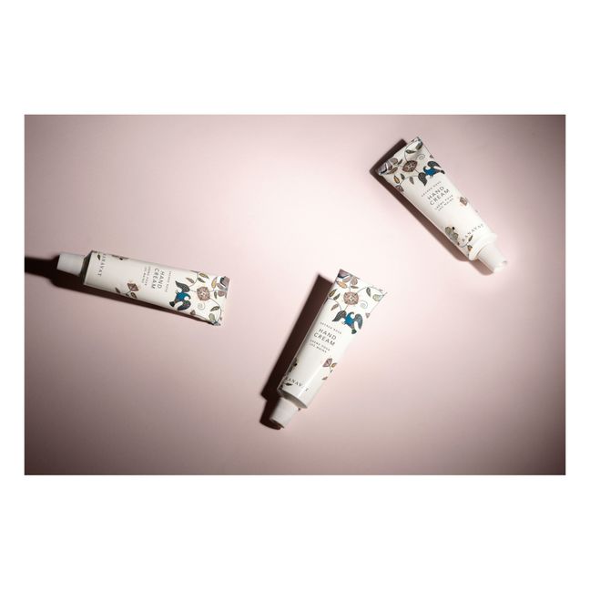Sacred Rose Feuchtigkeitsspendende Handcreme mit Rose -75 ml
