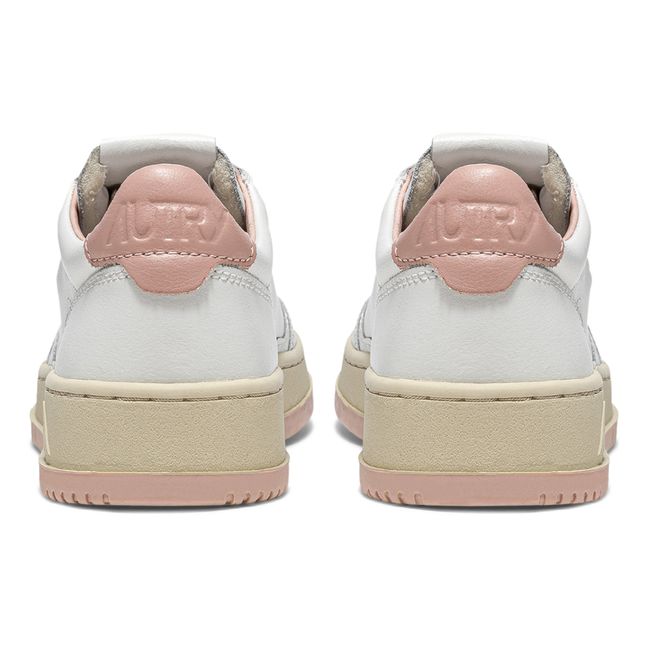 Medalist Low-Top Leather Sneakers Pale pink