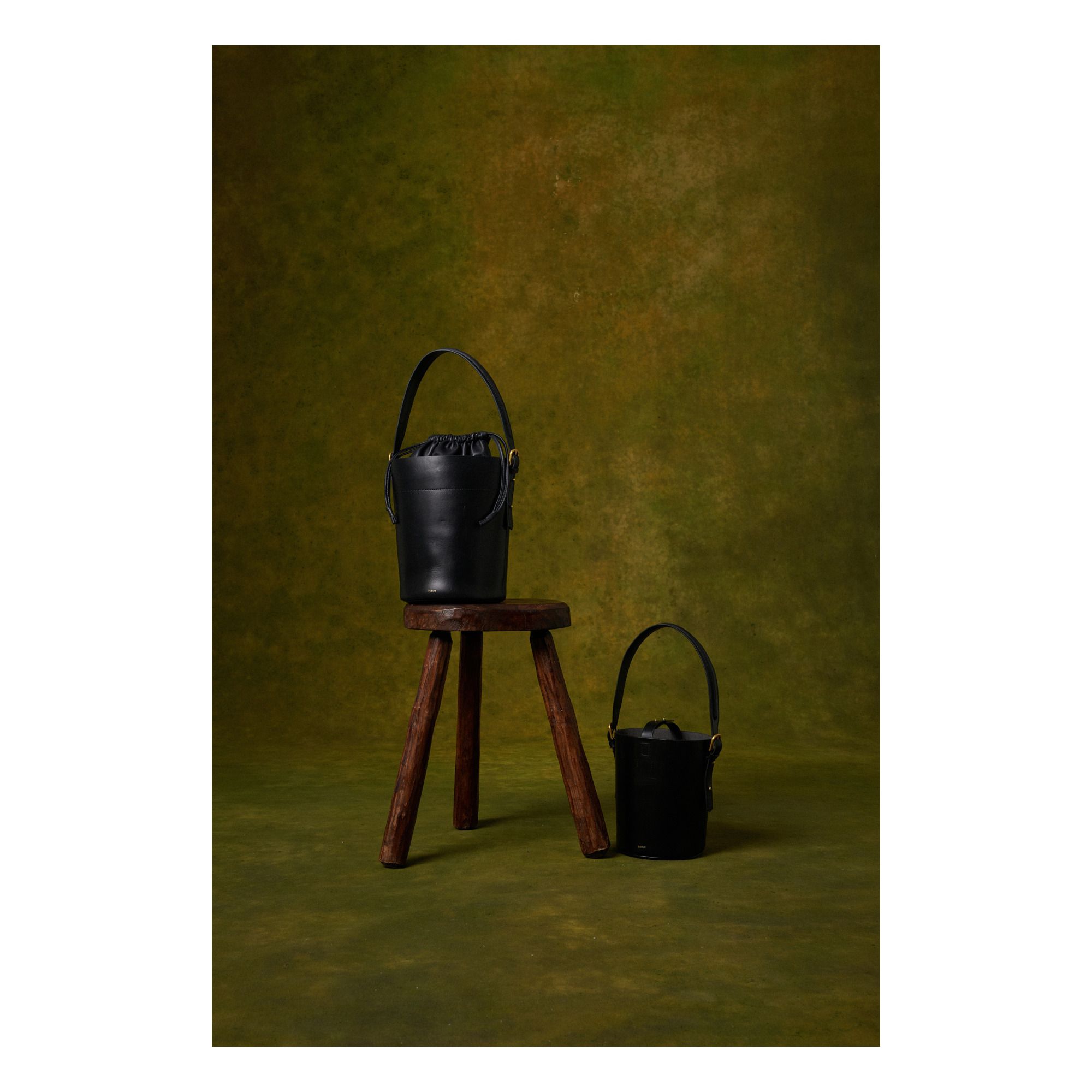 Nevada Leather Bucket Bag Black- Product image n°1