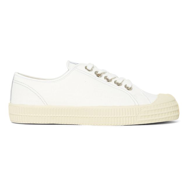 Star Master Contrast Stitch Sneakers - Women’s Collection - Weiß