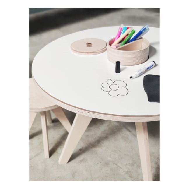 Conjunto Drawin’ de mesa y taburetes