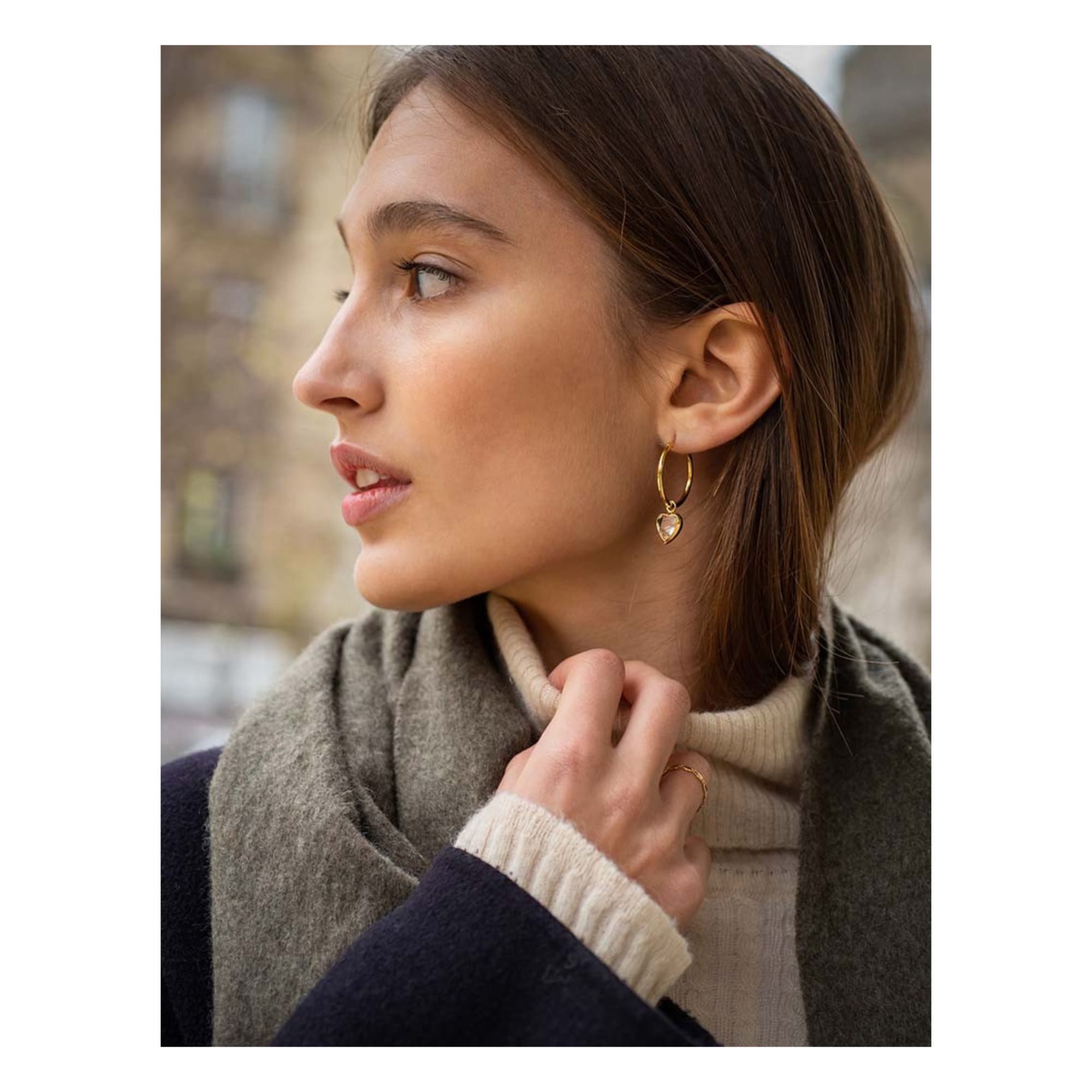 Niki Crystal Hoop Earrings Dorado- Imagen del producto n°1