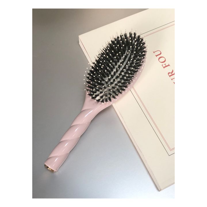 The Essential Soft N°03 Hairbrush - Sensitive Scalp Rosa- Immagine del prodotto n°1