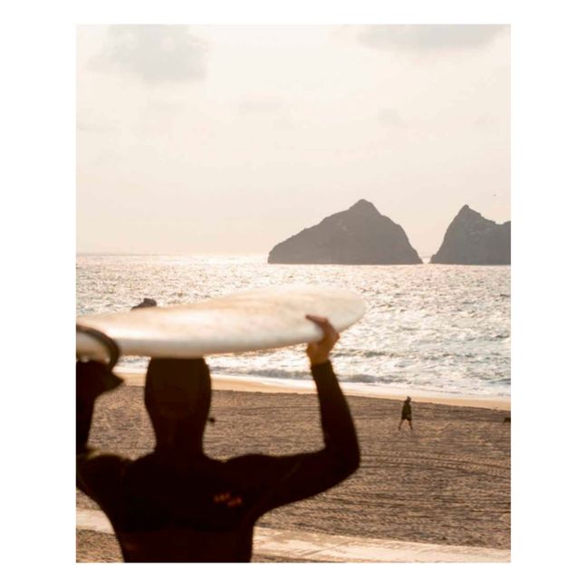 Surf Stay - ES