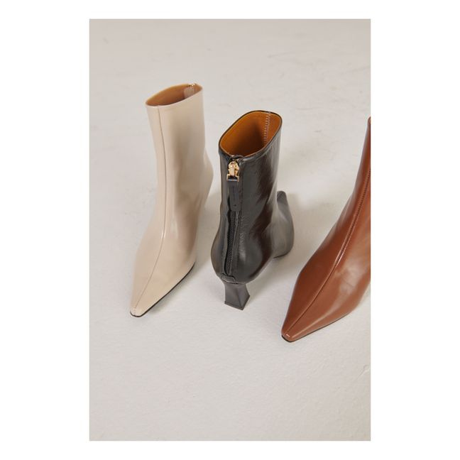 Stiefel mit Absatz | Karamel
