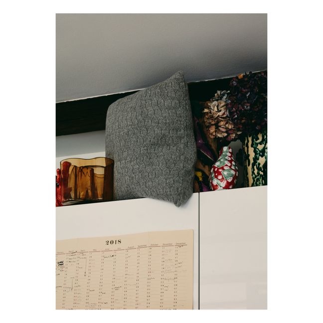 Raul Lama Wool Cushion | Gris Claro