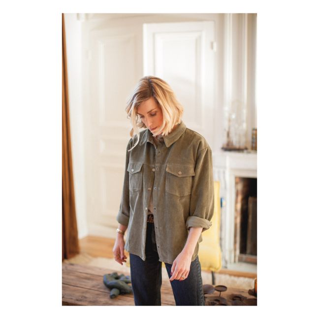 Amanda Corduroy Shirt - Women’s Collection - Verde Kaki