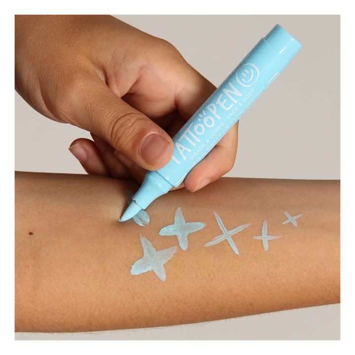 Amazing UV Tattoos Glow With Blue UVealism in The Right Light