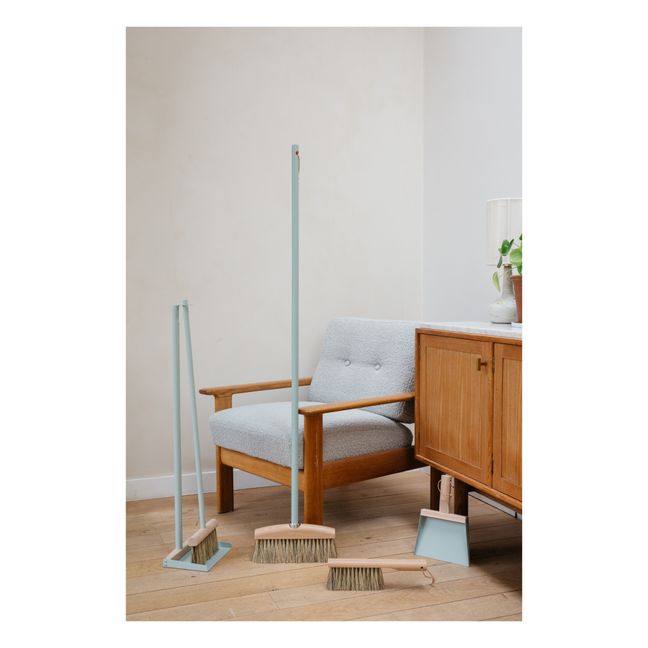 Dustpan & Brush - Clynk Nature | Grey-green