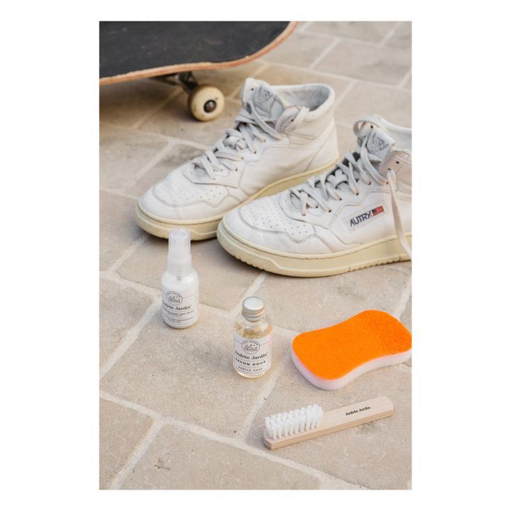 Kit per la pulizia e la cura delle scarpe da ginnastica- Immagine del prodotto n°1
