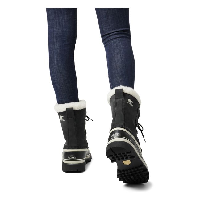 Caribou Fleece-Lined Boots Black