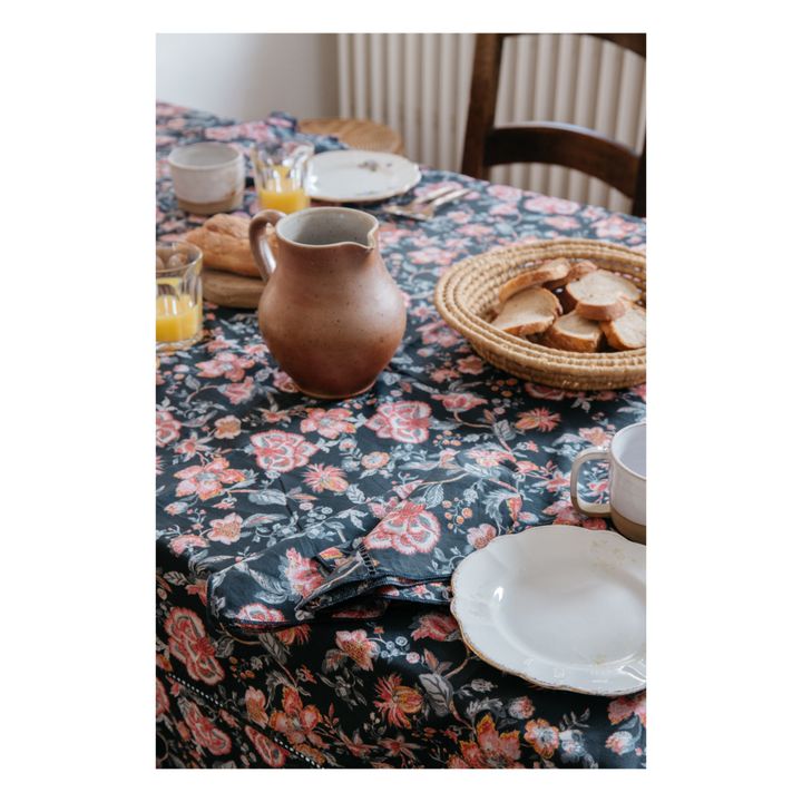 Carla Organic Cotton Tablecloth Carbón- Imagen del producto n°4