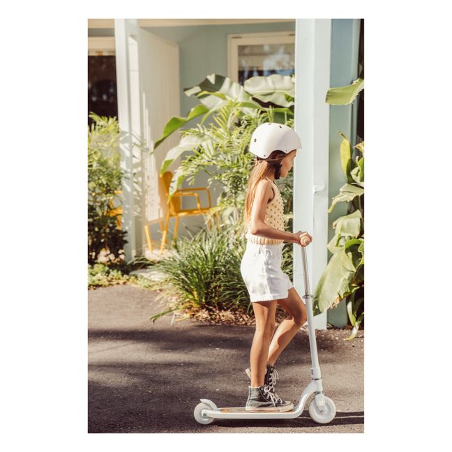 Maxi Scooter | White