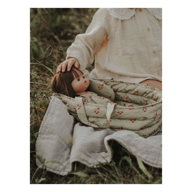 Muñeca para vestir Chloé con ojos cerrados