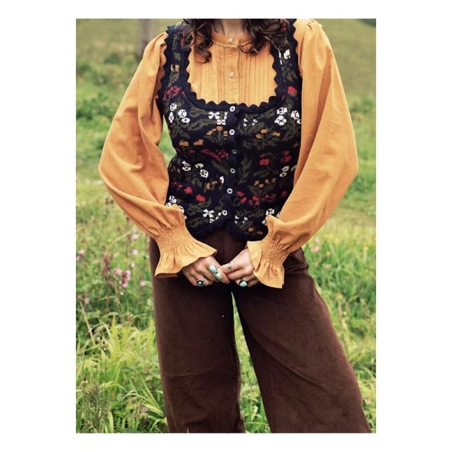 Berries Woollen Vest | Nero
