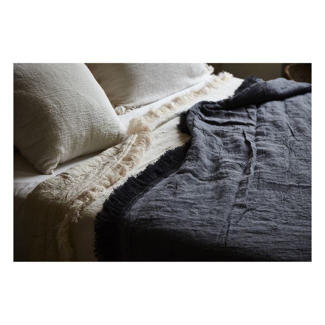 Organic Cotton and Linen Fringed Bedspread Carbón